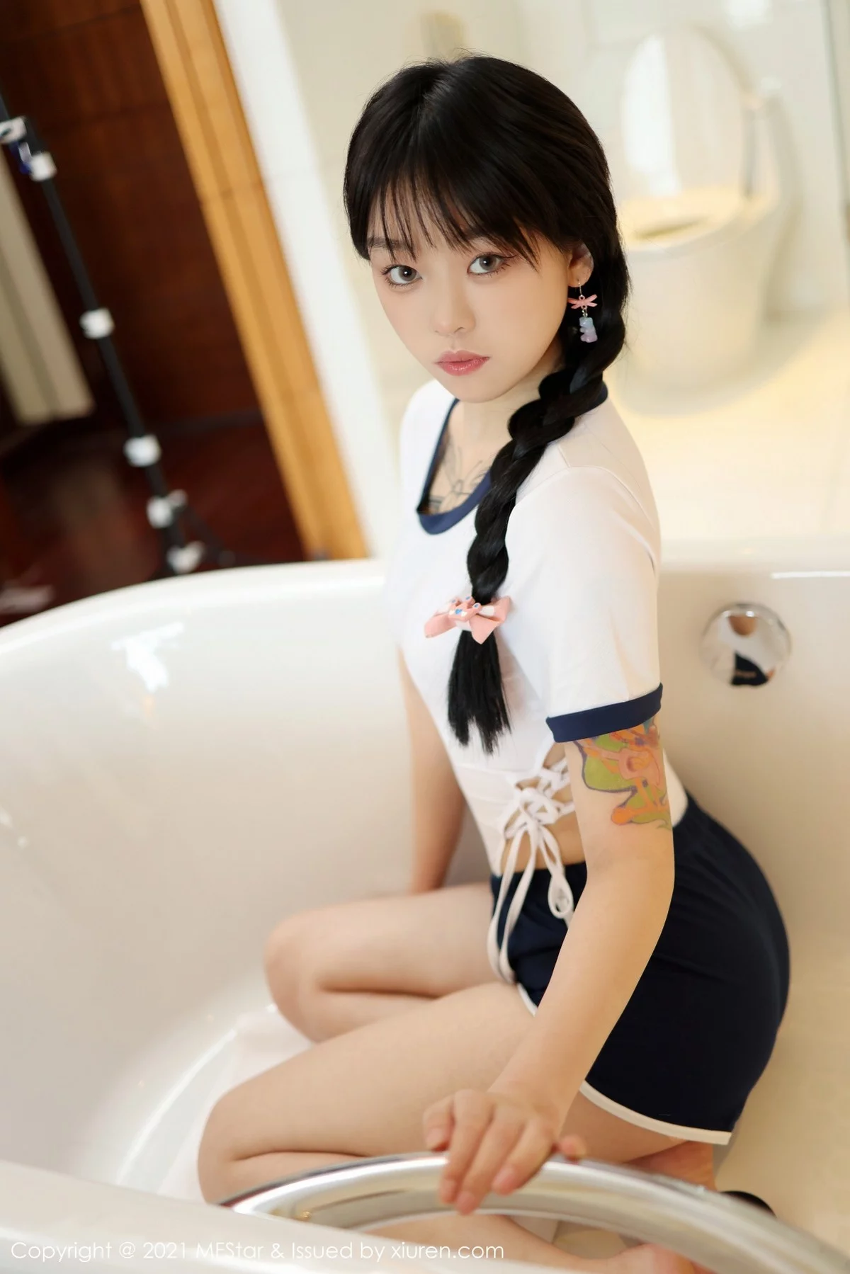 Xrmnw.Vip_奶瓶子_写真