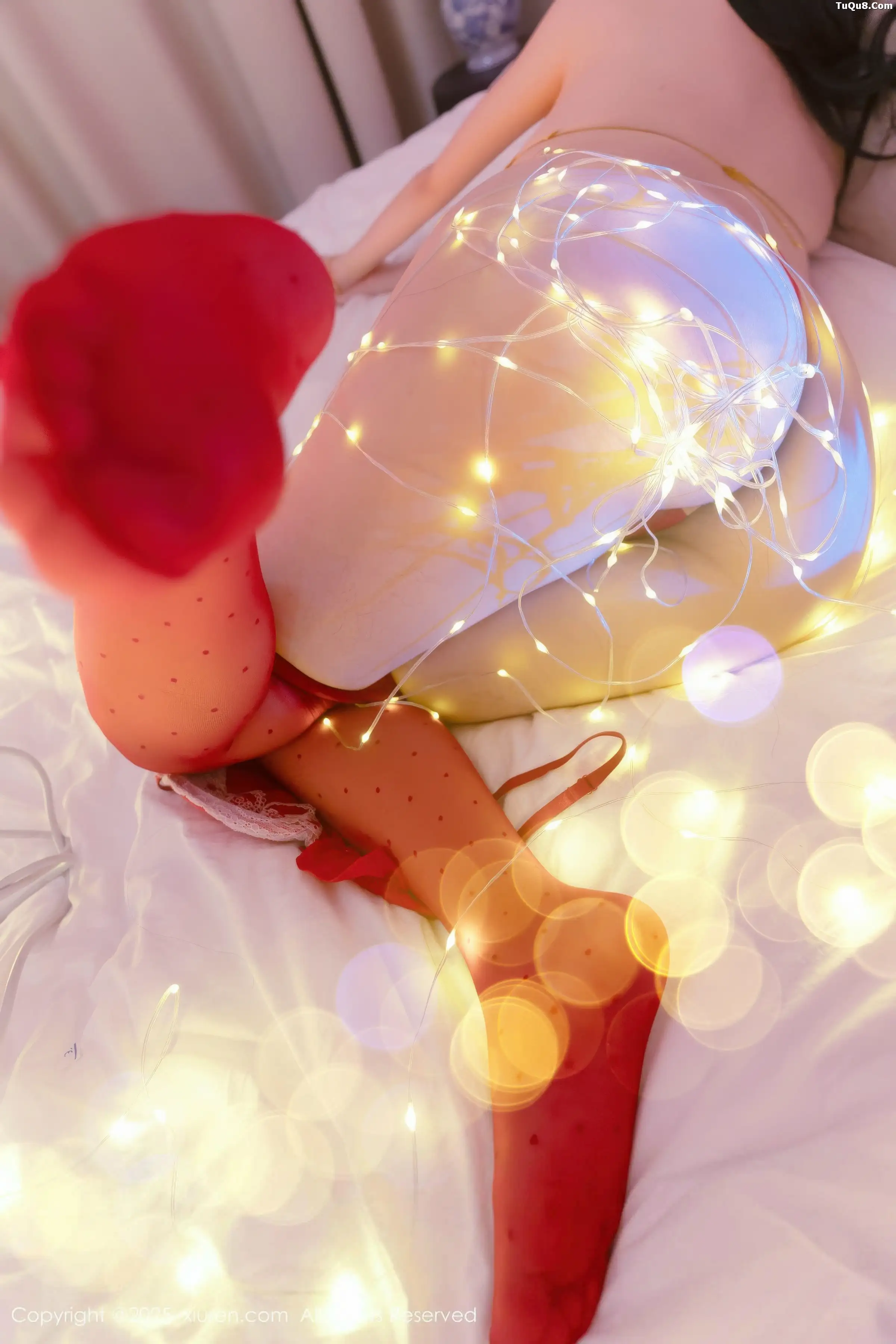 Xrmnw.Vip_汐汐爱吃草莓_写真